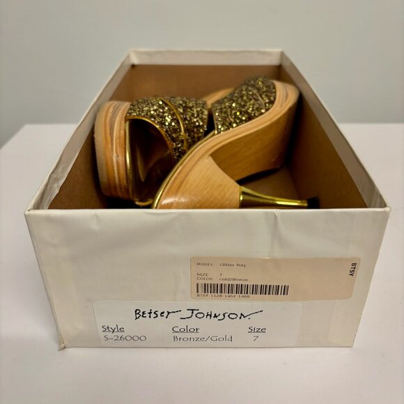 Betsey Johnson gold bronze glitter platform heel womens 7 - Picture 5 of 6